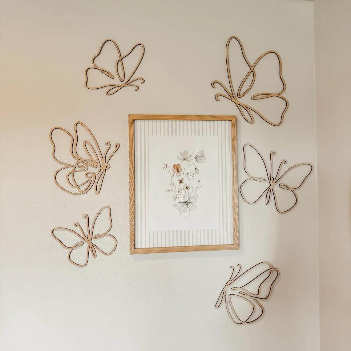Constellation murale 6 papillons en bois